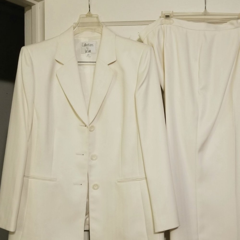 2-pc Pantsuit - Picture 2 of 3